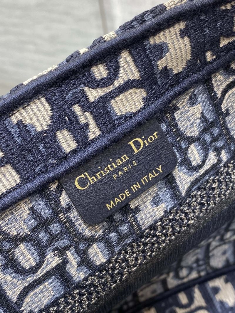 chr1st1an D10r shopping bags